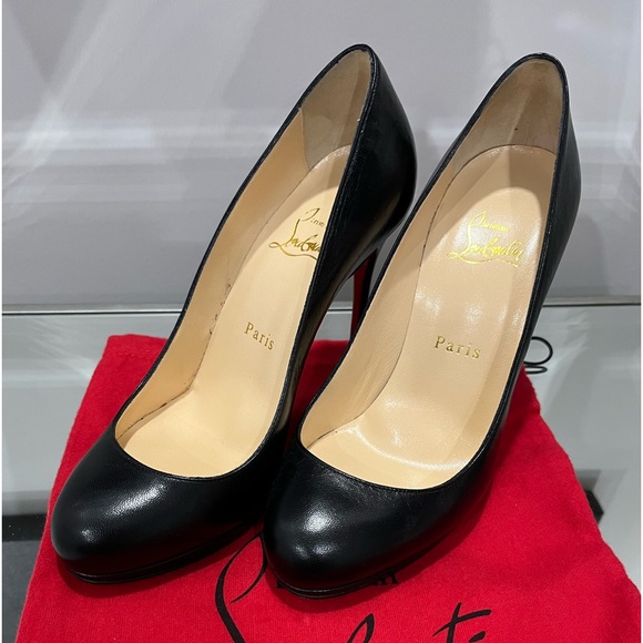 Meet your Posher, Kristen - Picture 2 of 2